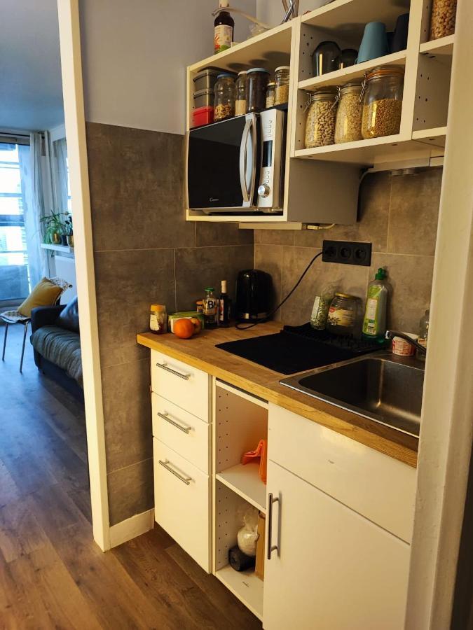 Beau Studio Renove 30M2 Balcon Vue Paris+Parking Apartment Exterior foto